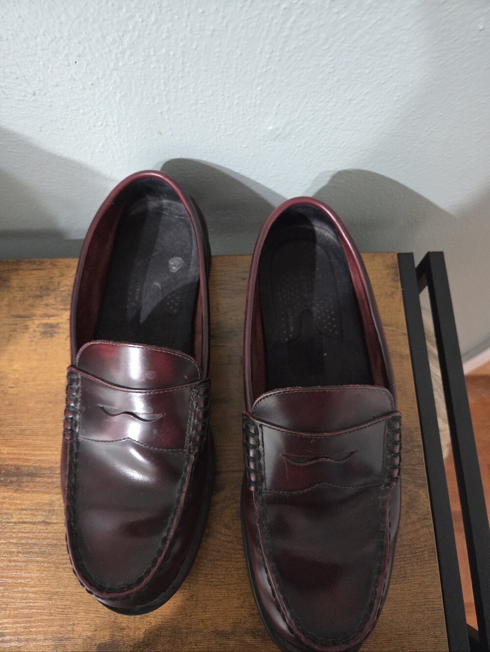 Rockport Men's Classic Penny Loafers in Burgundy.  9.5
